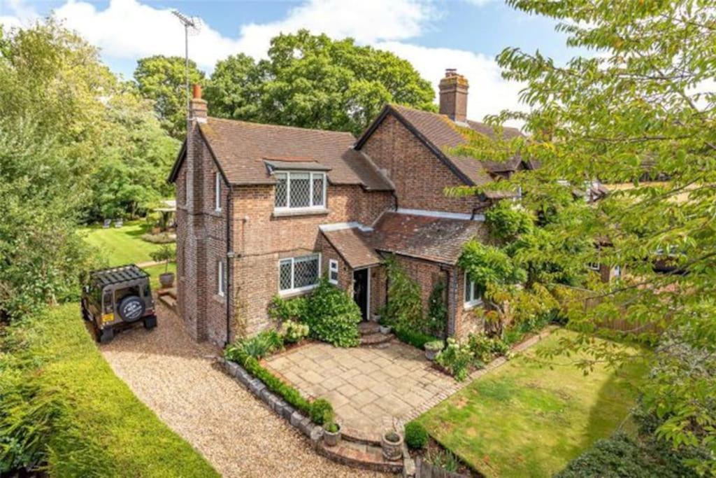 No 2 Close To Wakehurst And Kew Seed Bank Ardingly Exterior foto